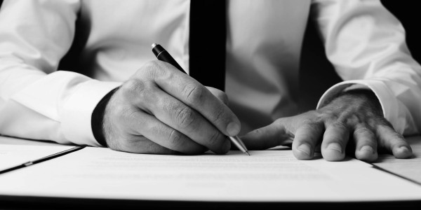 Derecho Inmobiliario / Abogados Inmobiliarios Culla · Desahucios Hipotecarios / Embargos